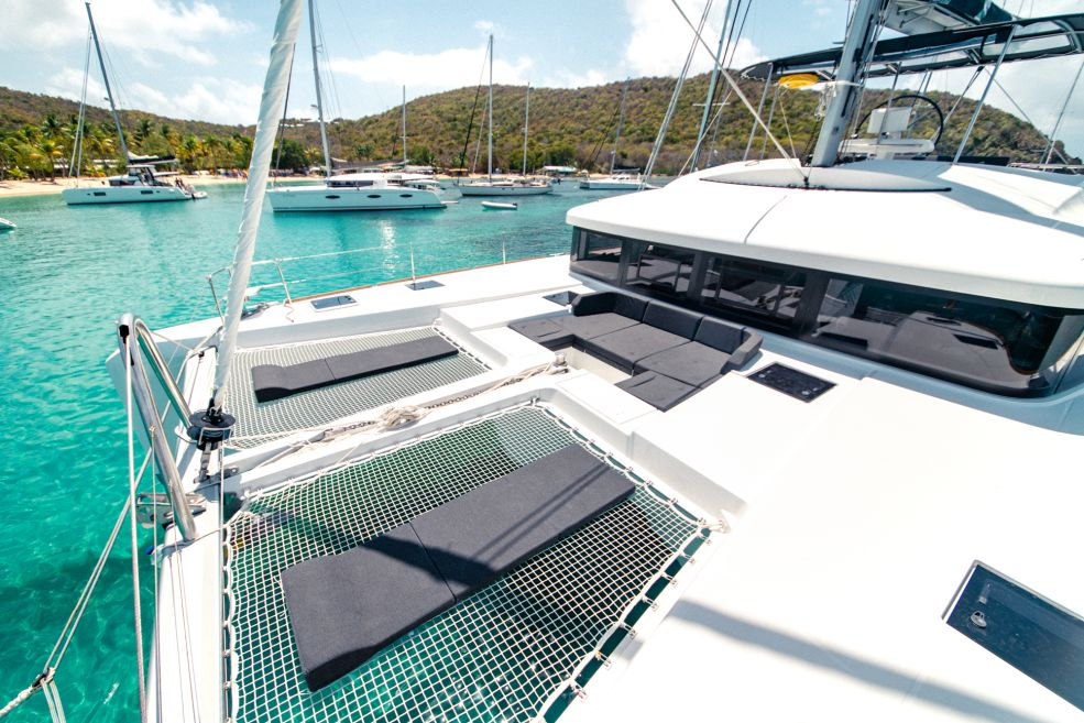 Bareboat Catamaran JADRO photo 4