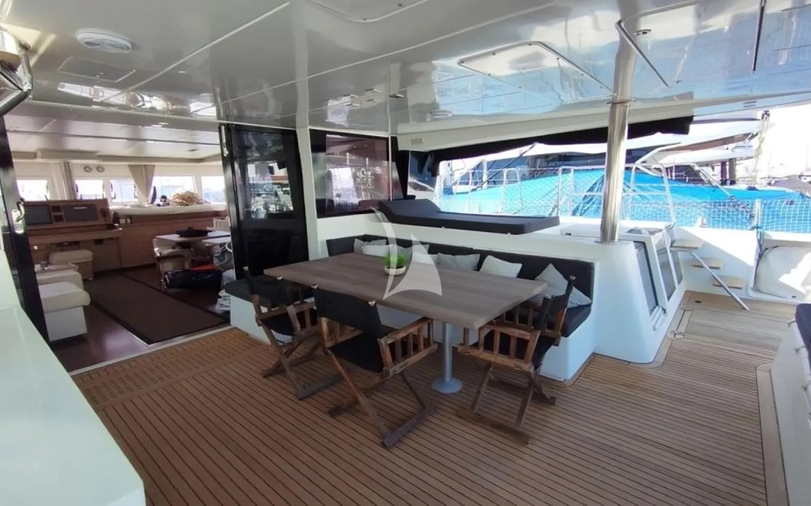 Luxury Crewed Catamaran JARANA photo 3