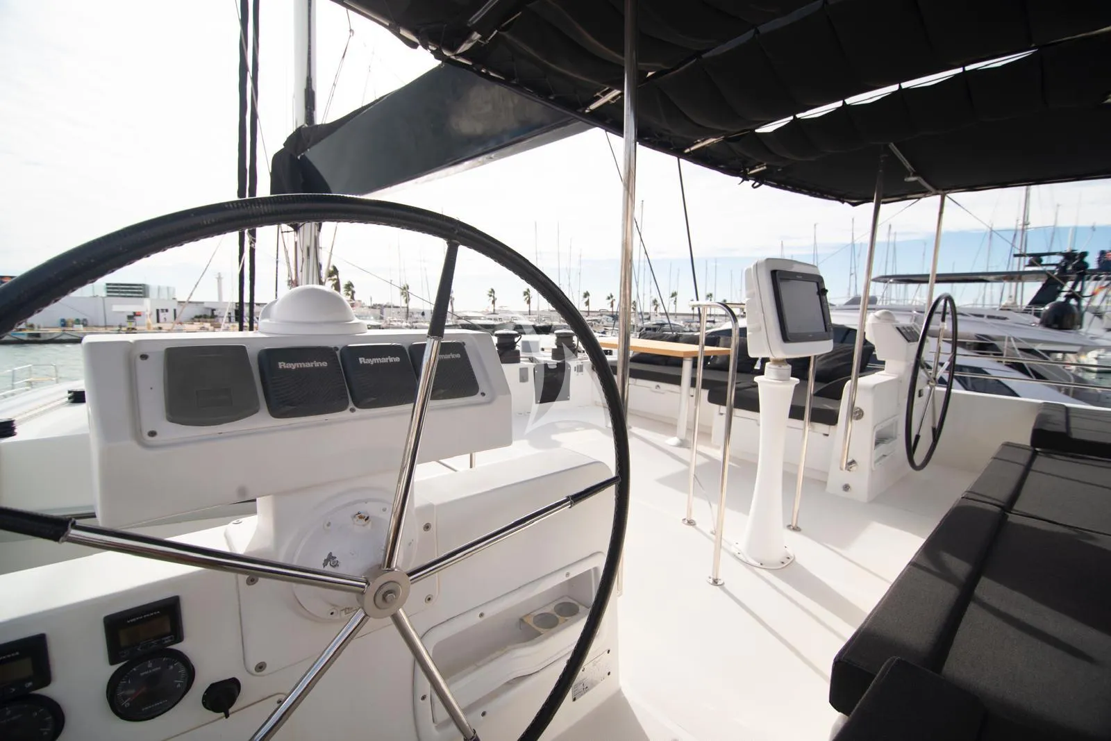 Luxury Crewed Catamaran JARANA photo 6