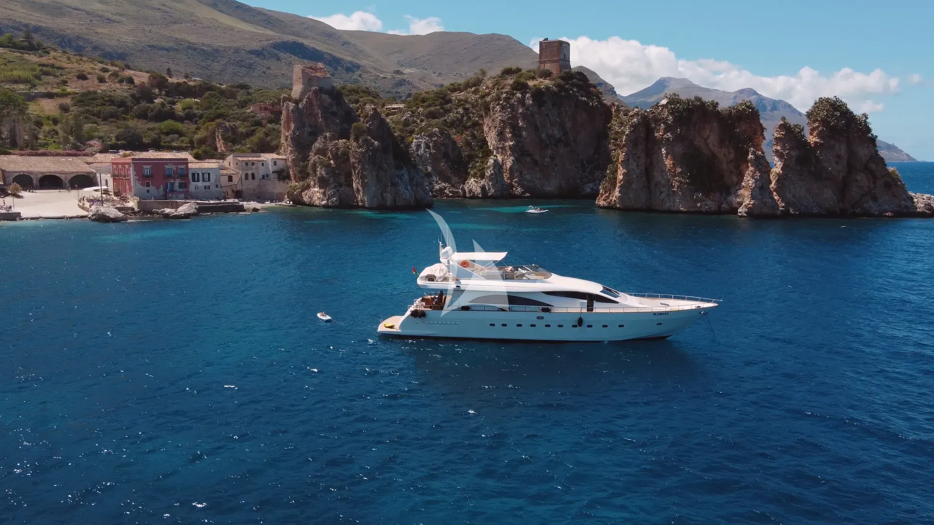 Crewed Motor Yacht JAUNI photo 3