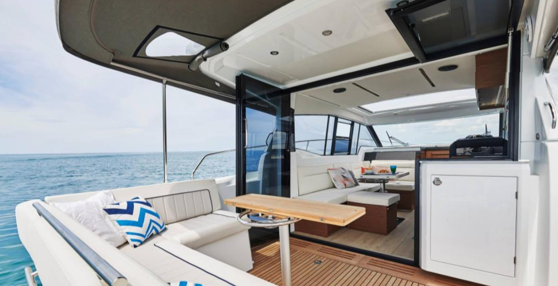 Crewed Motor Yacht Jeanneau 37 NC photo 7