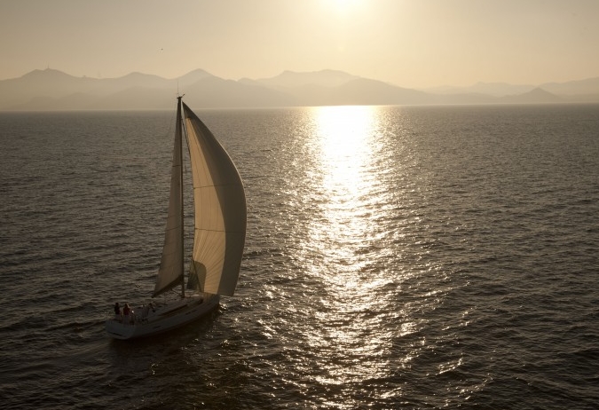 Bareboat Sailing Yacht Jeanneau 409 photo 5