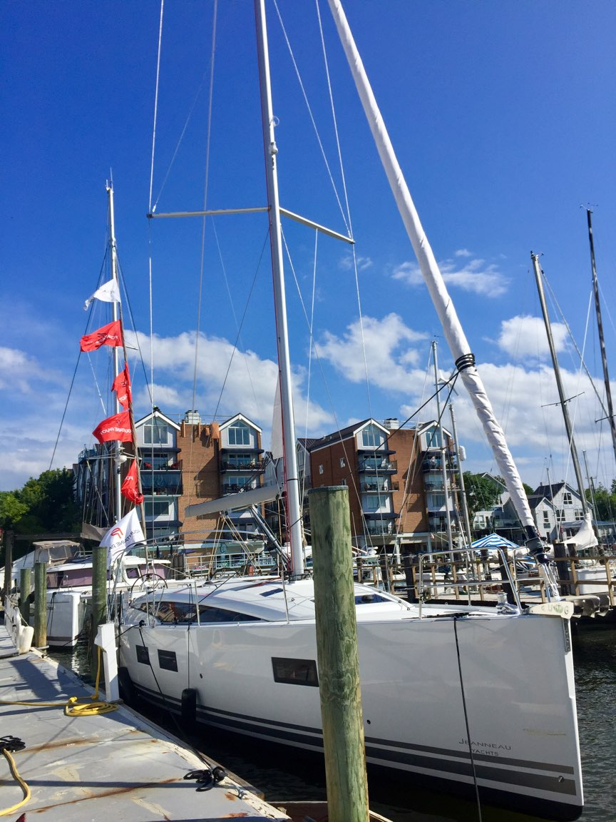 Bareboat Sailing Yacht RECOVERY ROOM photo 8