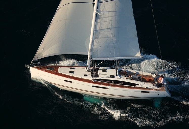 Bareboat Sailing Yacht Jeanneau 53 photo 4