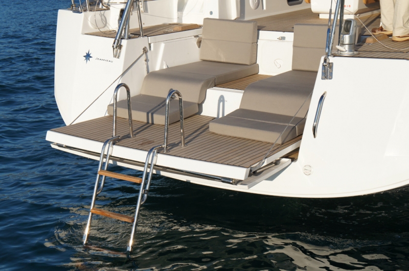 Bareboat Sailing Yacht Jeanneau 54 photo 3