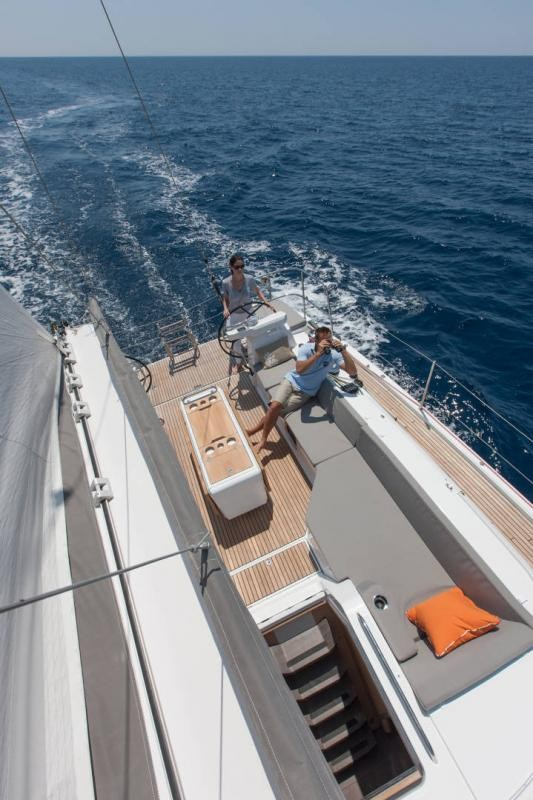 Bareboat Sailing Yacht TRUE NORTH photo 7