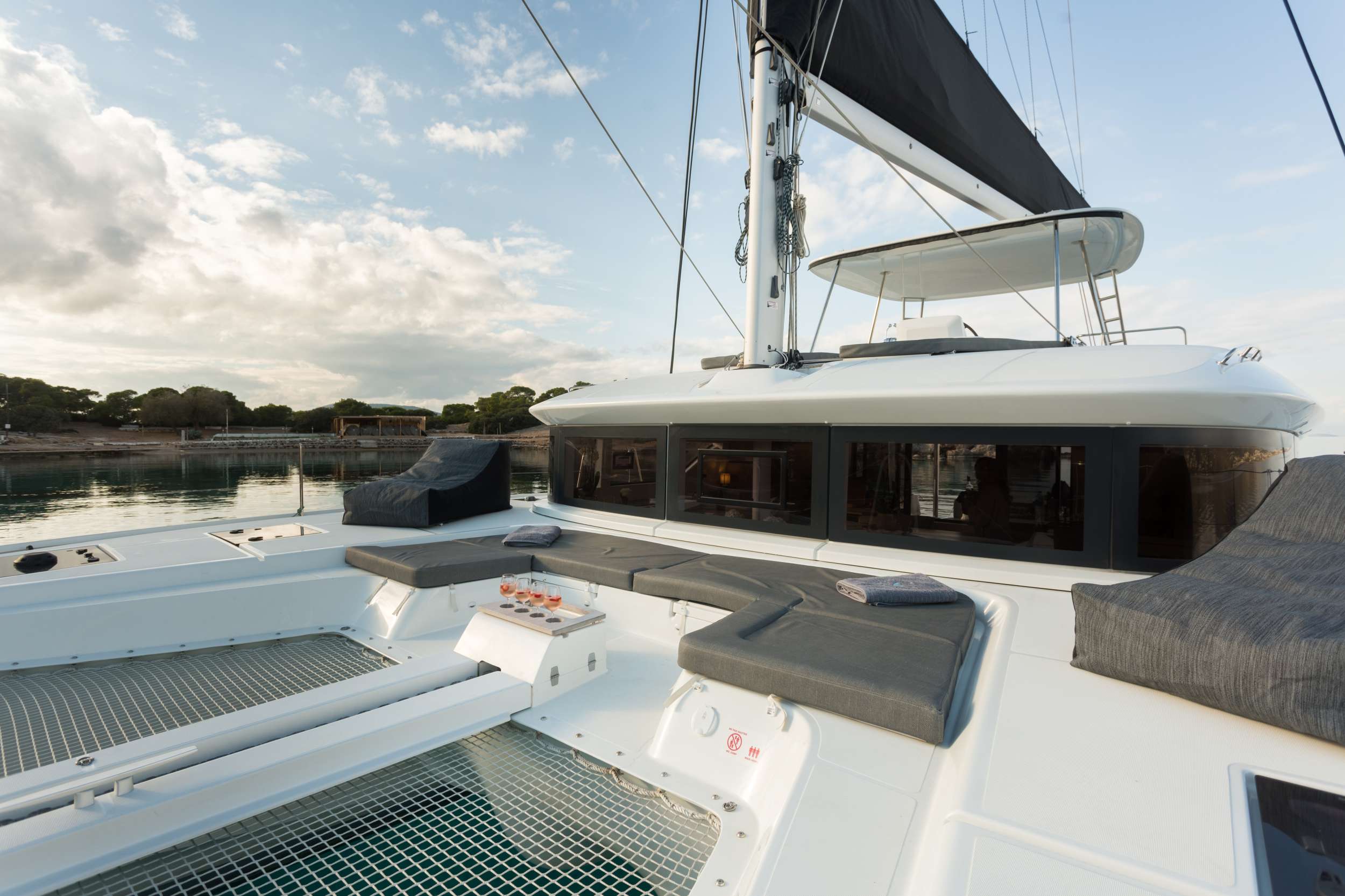 Luxury Crewed Catamaran JEWEL photo 4