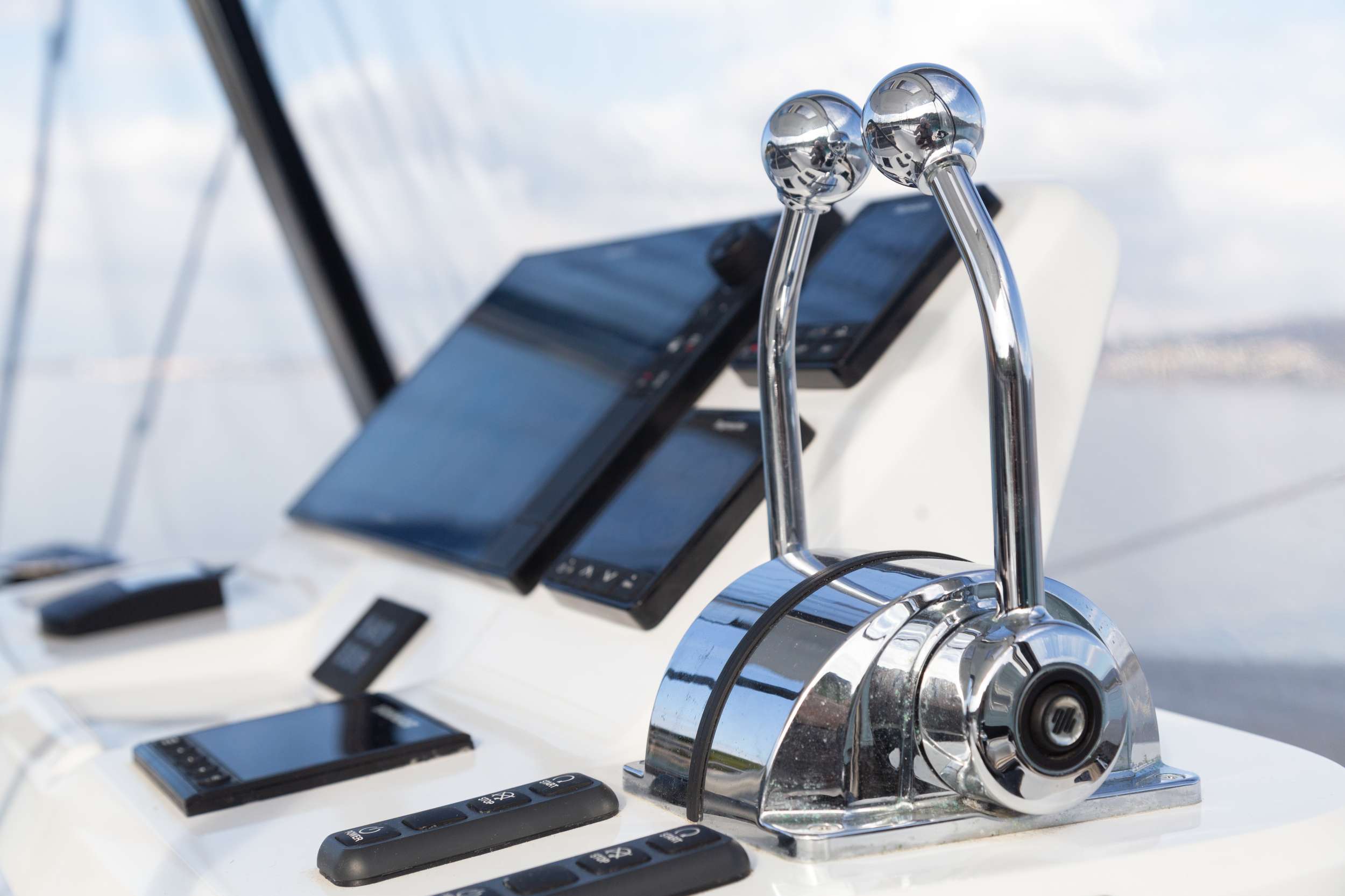 Luxury Crewed Catamaran JEWEL photo 7