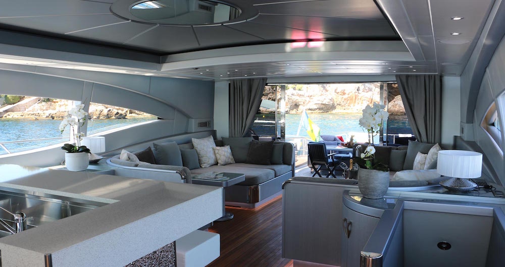 Luxury Crewed Motor Yacht JFF photo 3