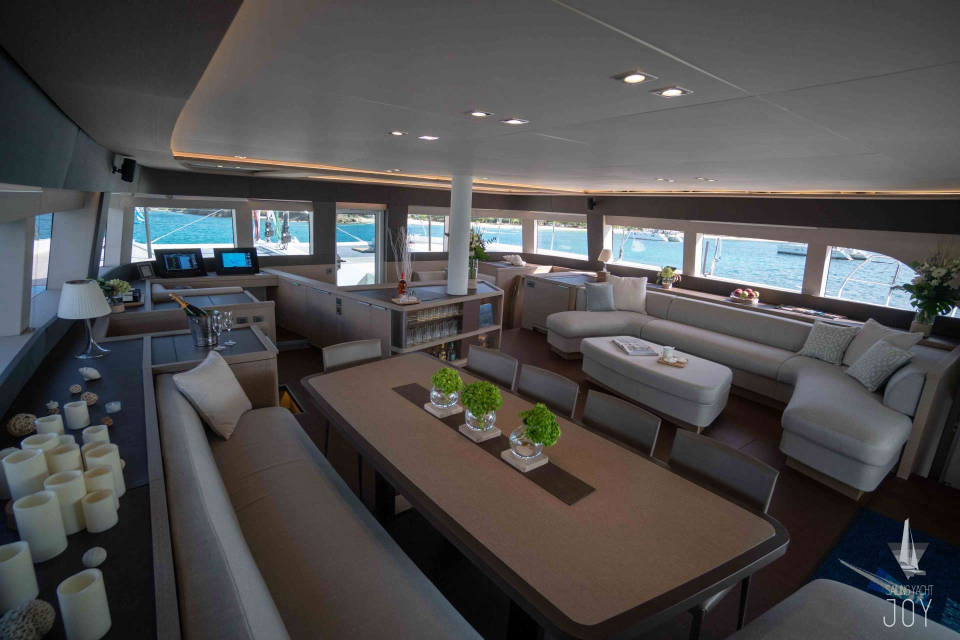 Luxury Crewed Catamaran JOY photo 8