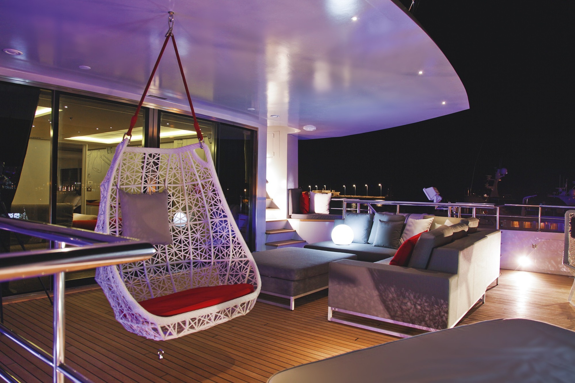 Luxury Crewed Motor Yacht JOY ME photo 5