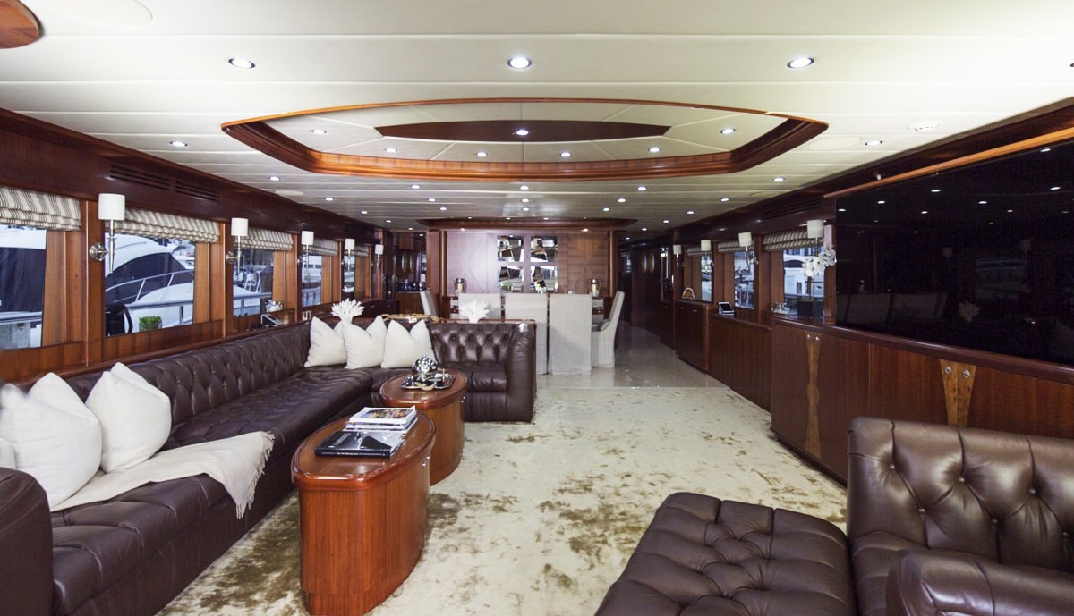Luxury Crewed Motor Yacht JULIA DOROTHY photo 4