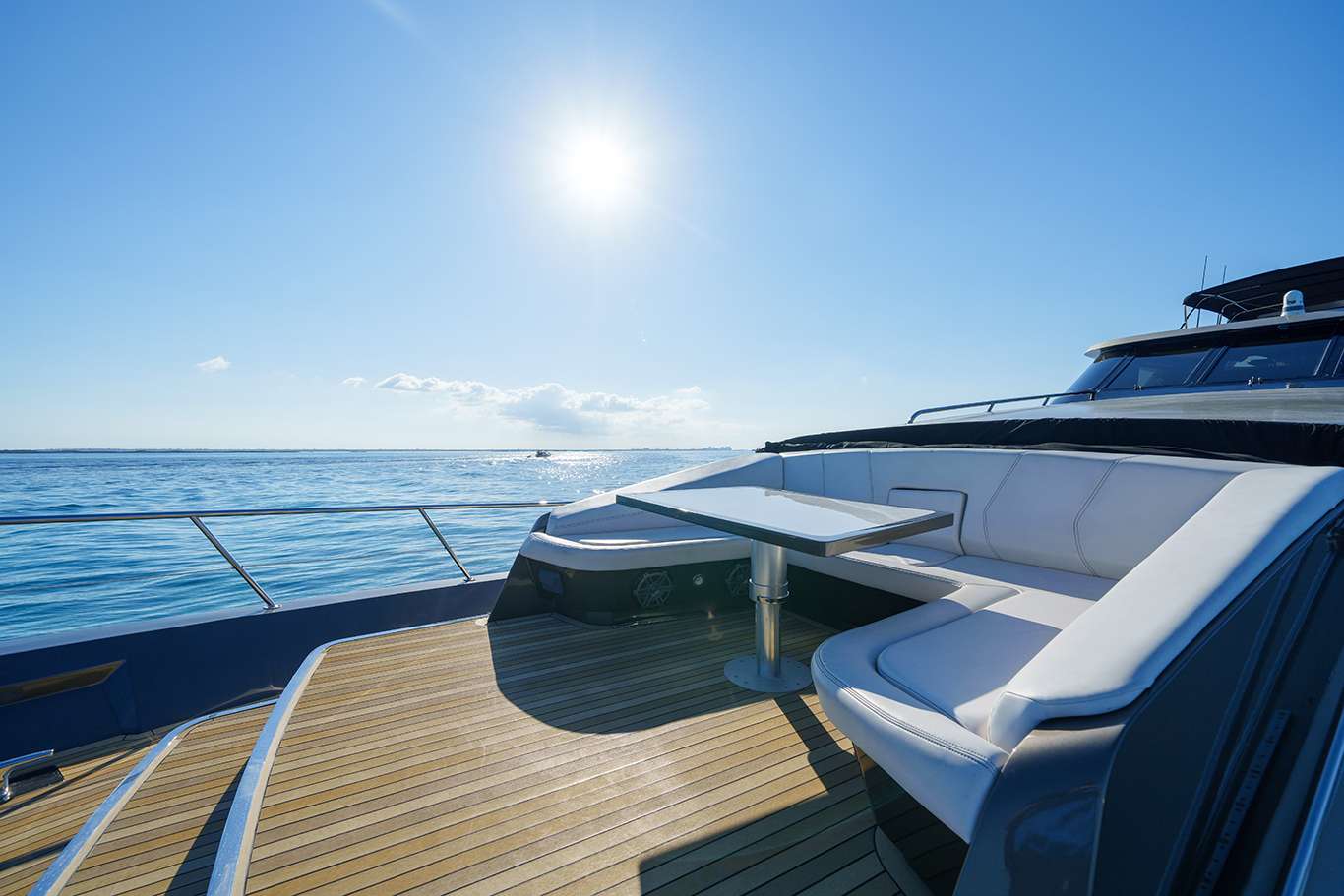 Luxury Crewed Motor Yacht JULIANNE photo 7