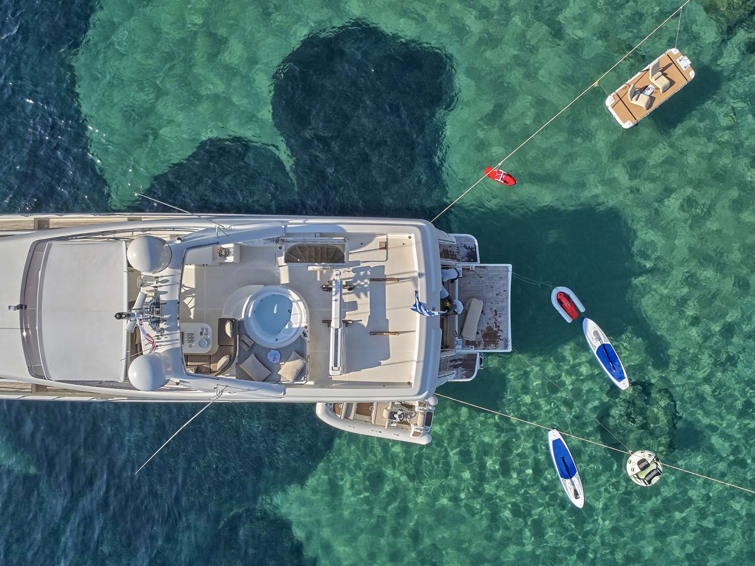 Luxury Crewed Motor Yacht JULIE M photo 6