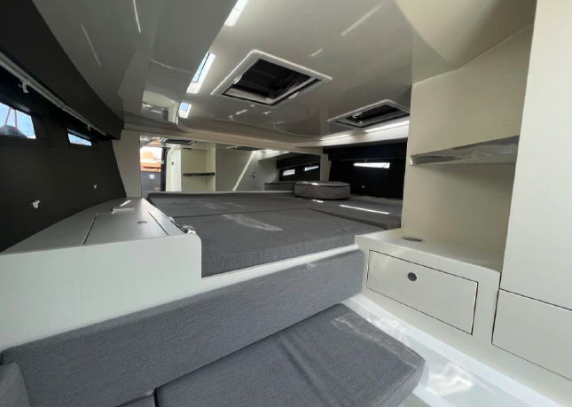 Crewed Motor Yacht KALYPSO III photo 6