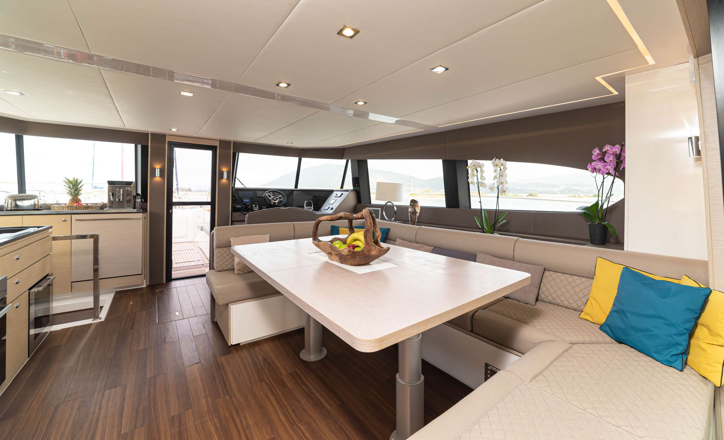 Crewed Power Catamaran KAMCHATKA photo 8