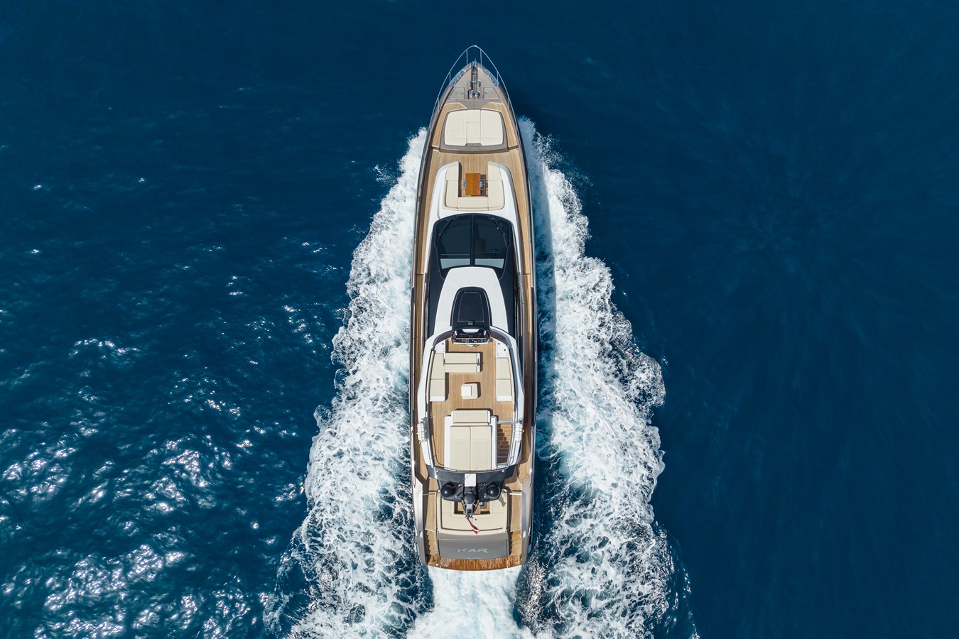 Luxury Crewed Motor Yacht KAR photo 4