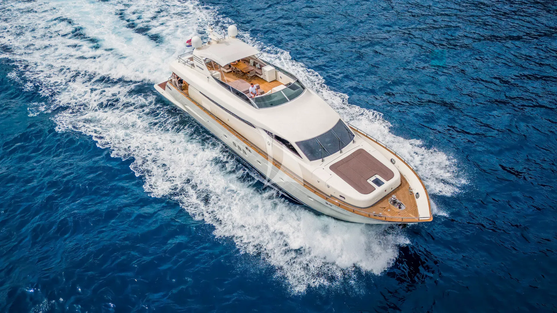 Luxury Crewed Motor Yacht KARISMA photo 6