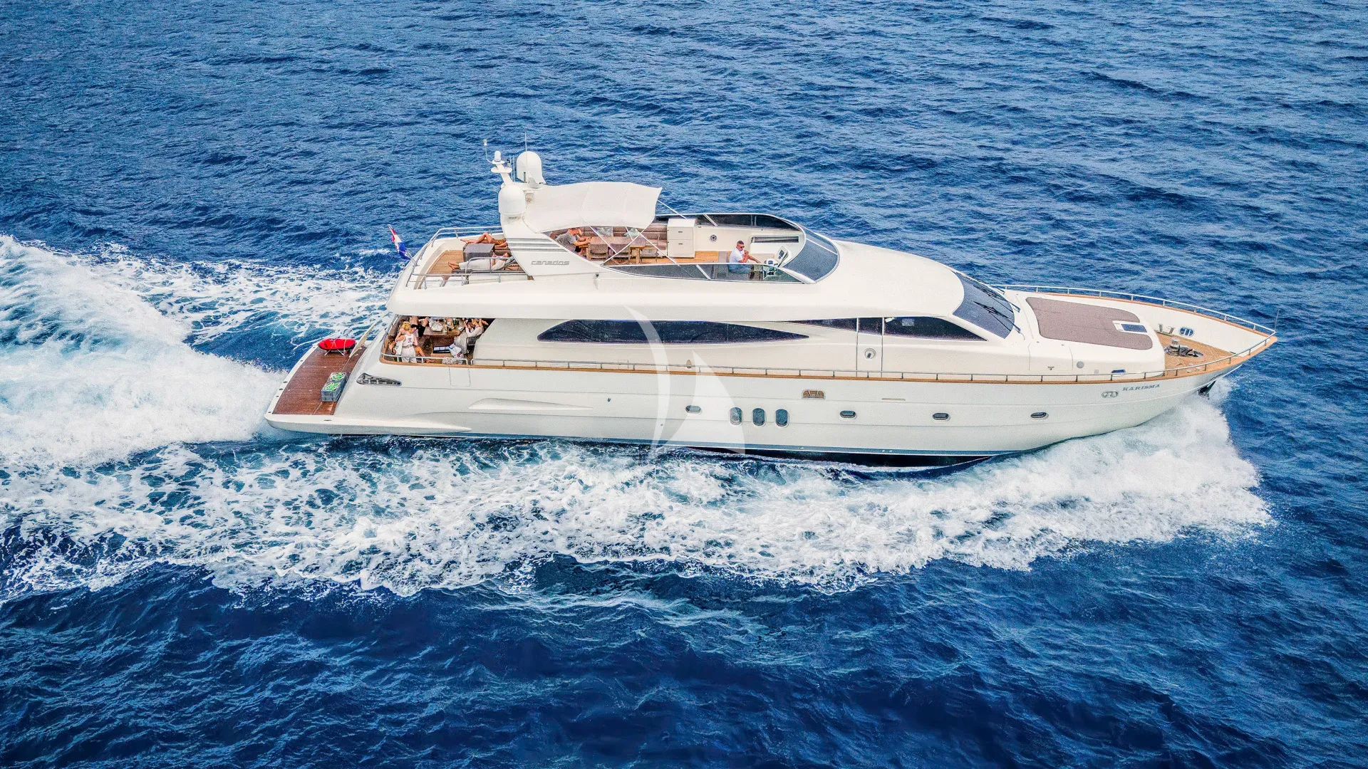 Luxury Crewed Motor Yacht KARISMA photo 7