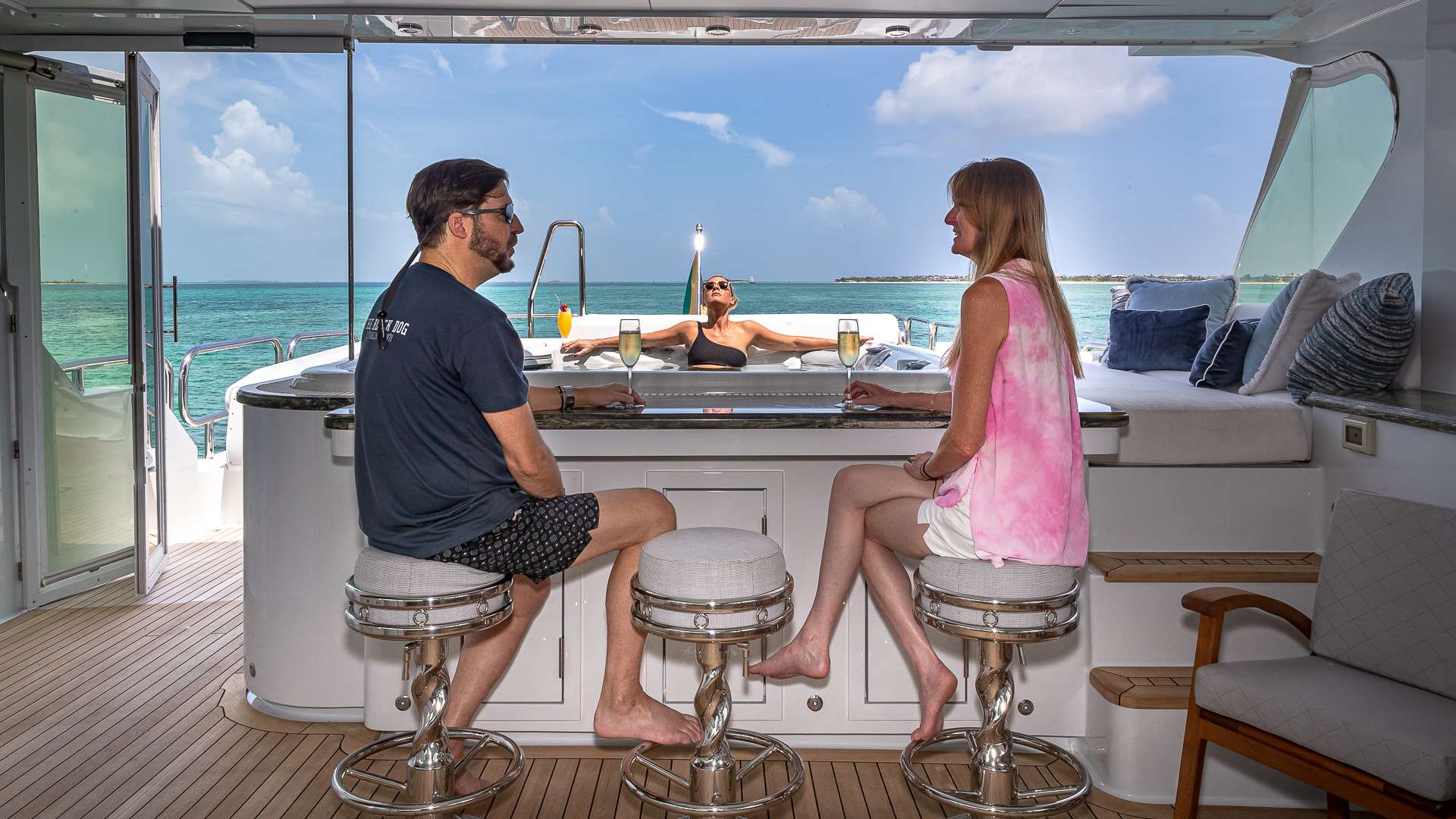 Luxury Motor Yacht KASHMIR photo 3