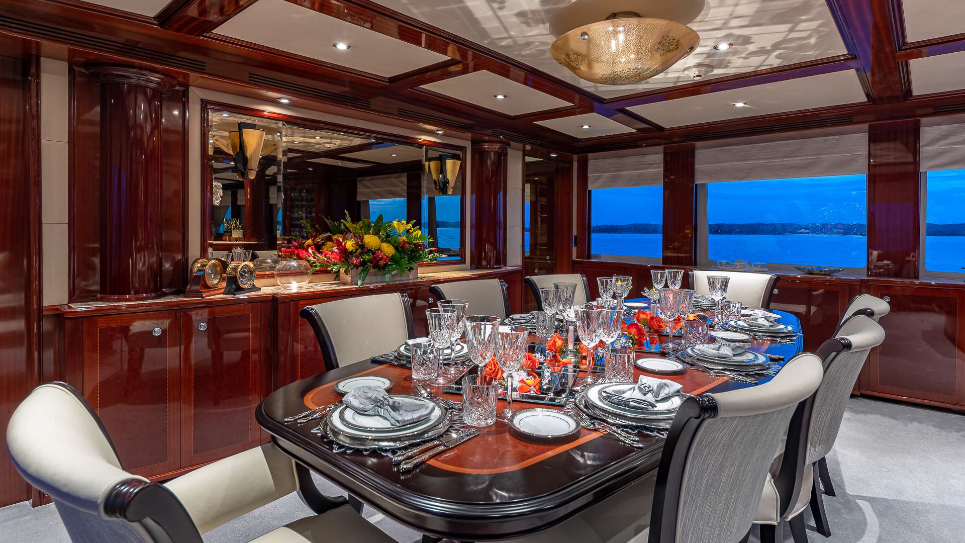 Luxury Motor Yacht KASHMIR photo 6