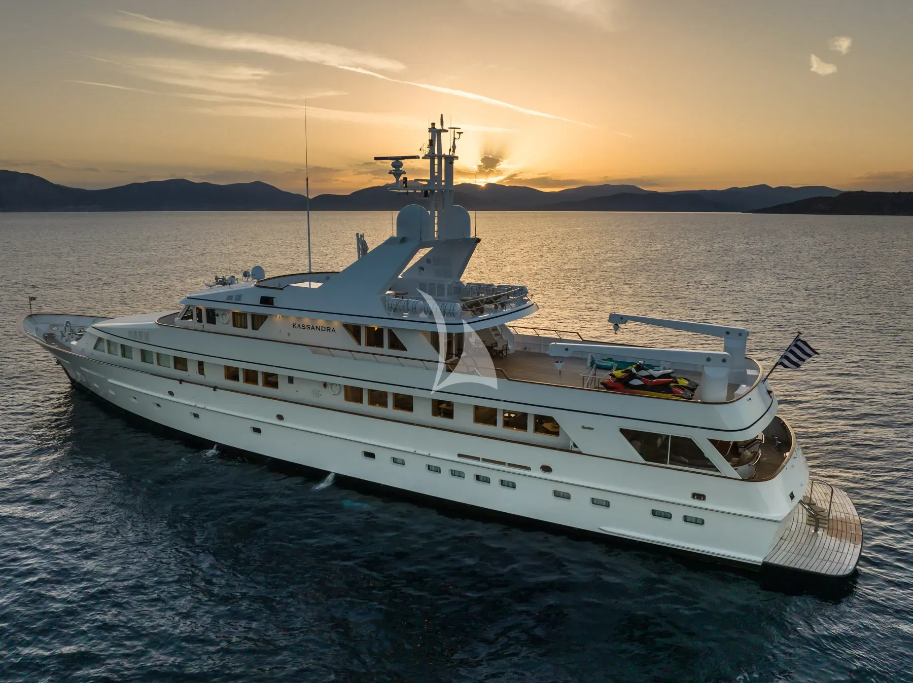 Luxury Crewed Motor Yacht KASSANDRA photo 7