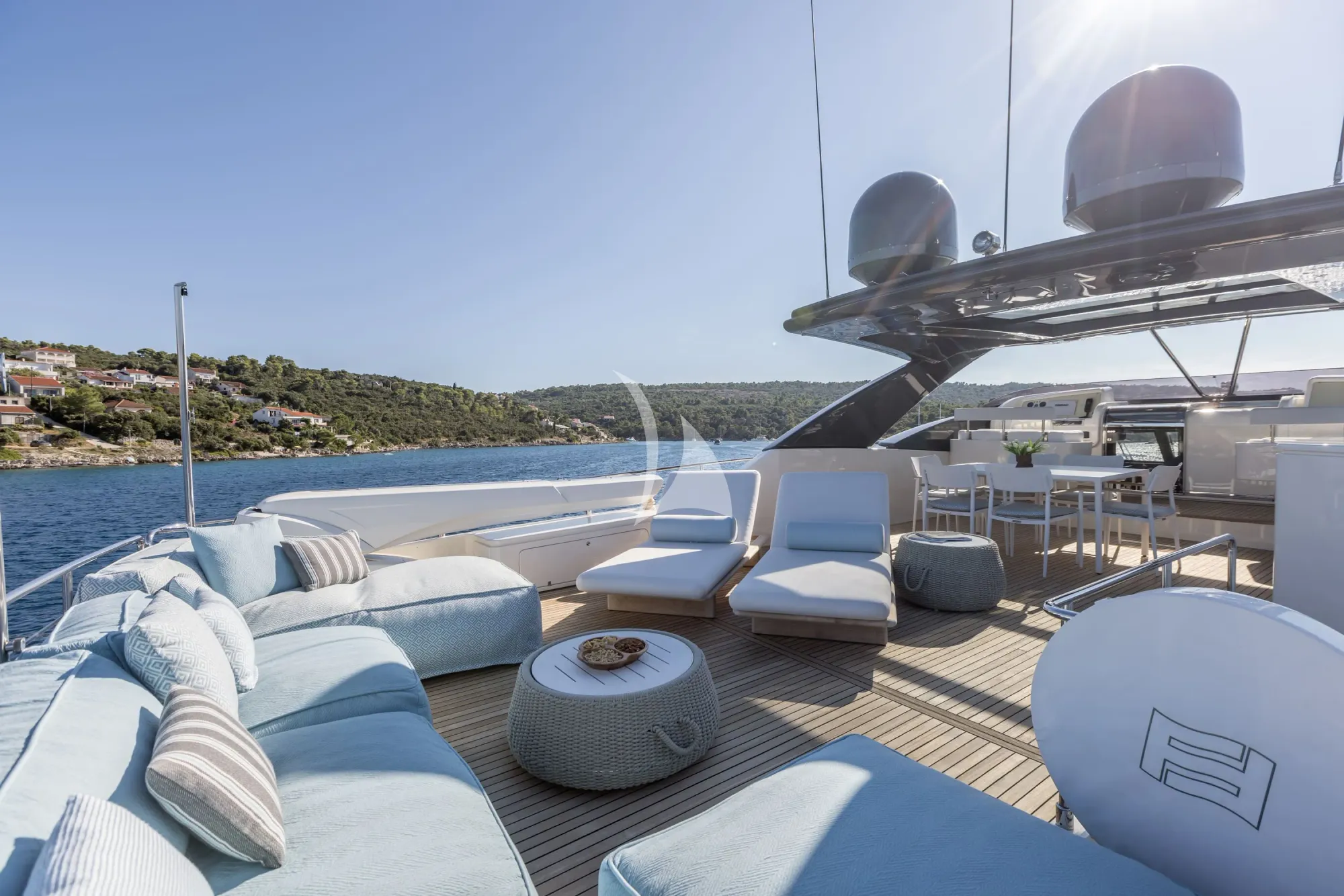 Luxury Crewed Motor Yacht KATARIINA XO photo 7