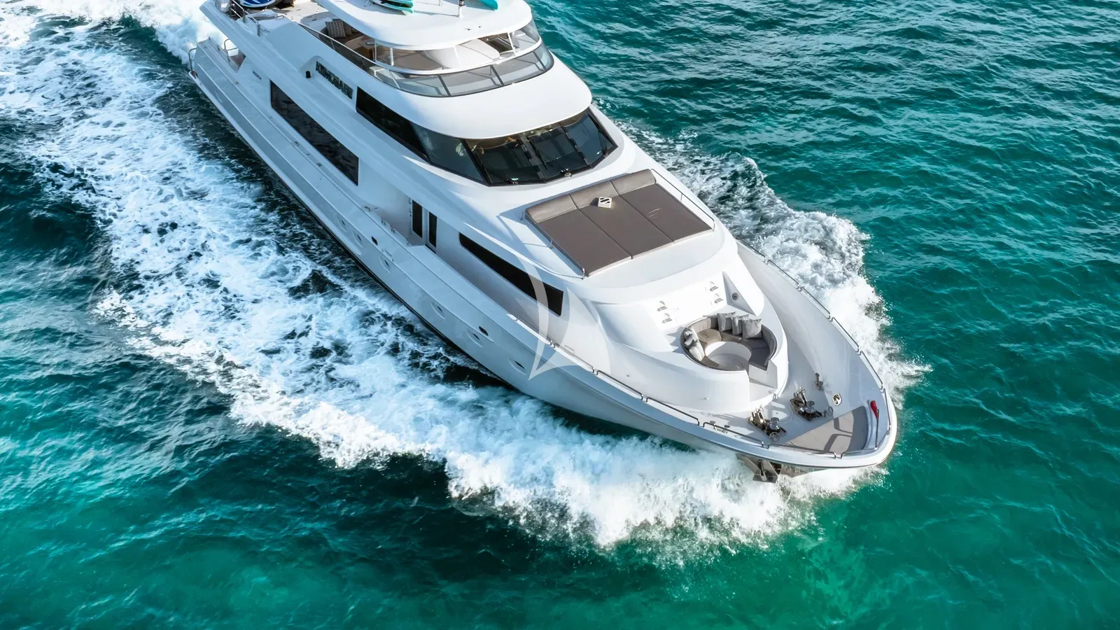 Luxury Crewed Motor Yacht KEMOSABE photo 4