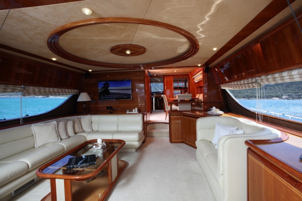 Luxury Crewed Motor Yacht KENTAVROS II photo 3