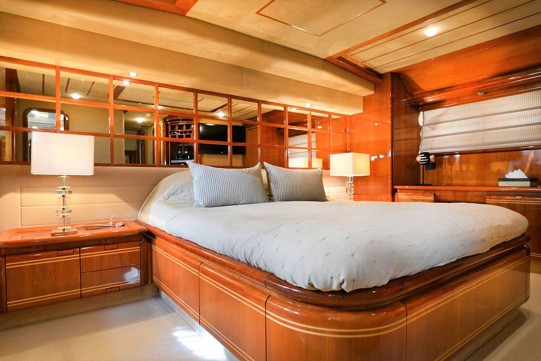 Luxury Crewed Motor Yacht KENTAVROS II photo 6