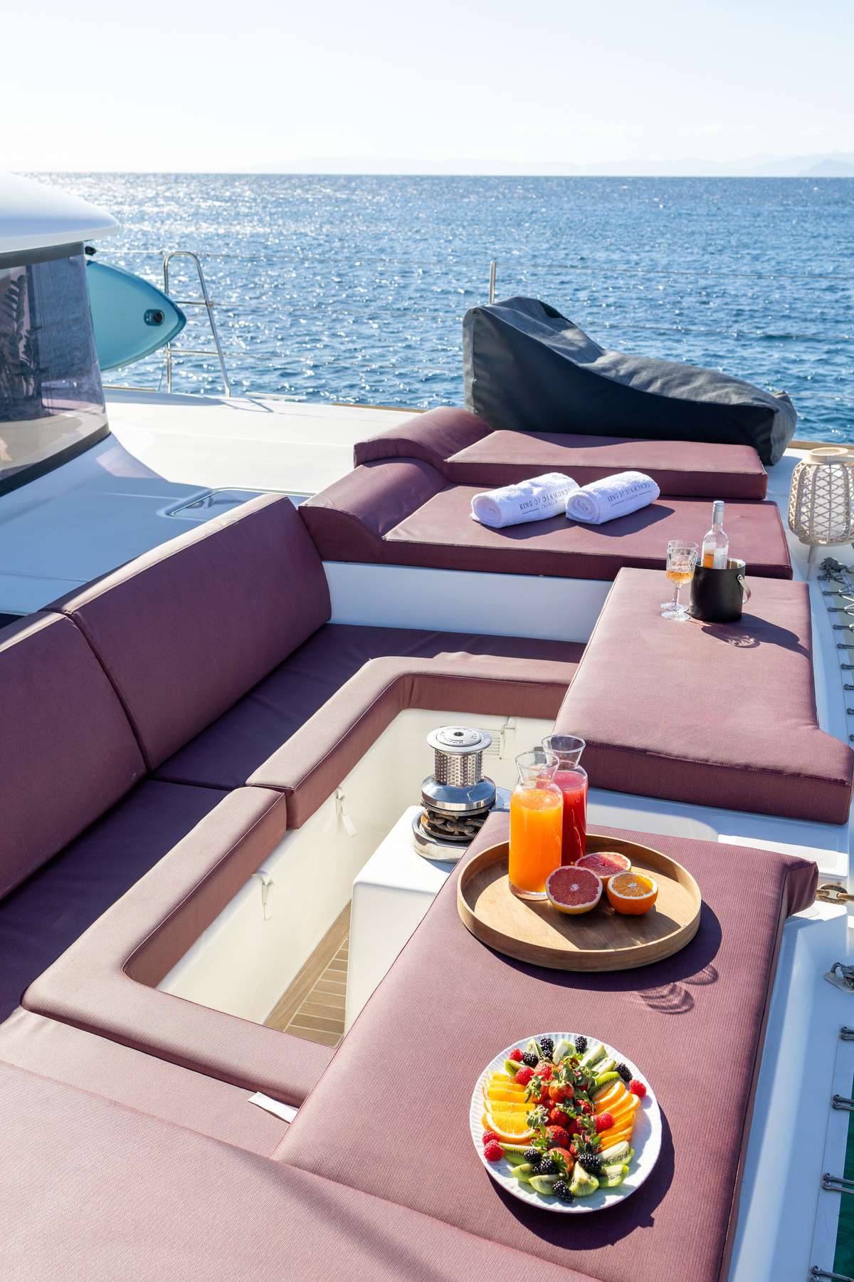 Crewed Catamaran KING OF DIAMONDS photo 8