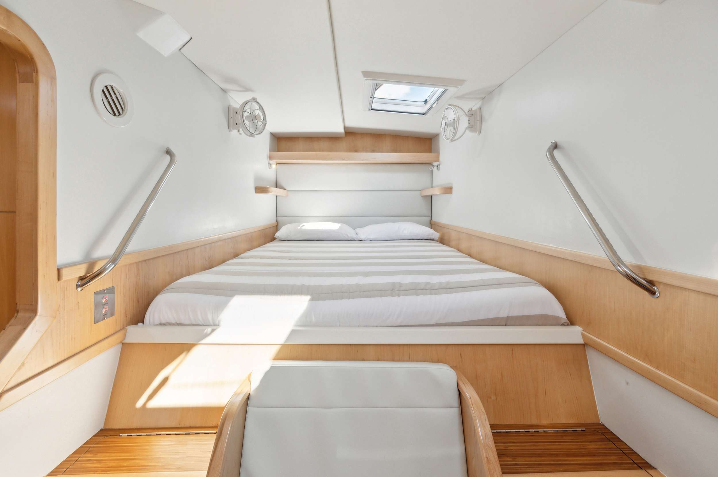 Luxury Crewed Catamaran KISMET photo 7