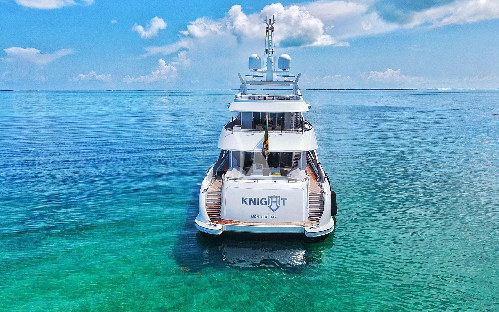Luxury Crewed Motor Yacht KNIGHT photo 4