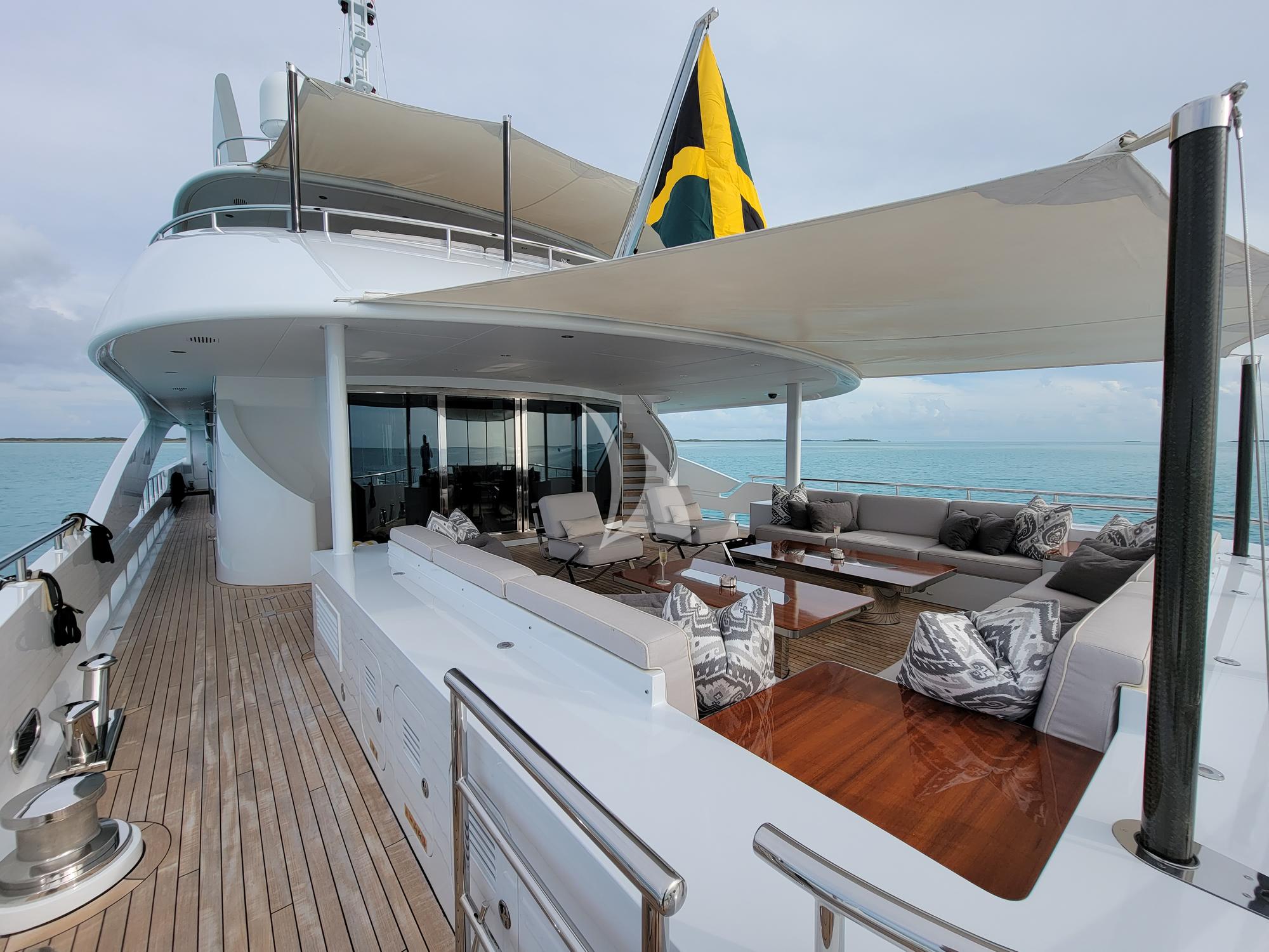 Luxury Crewed Motor Yacht KNIGHT photo 6
