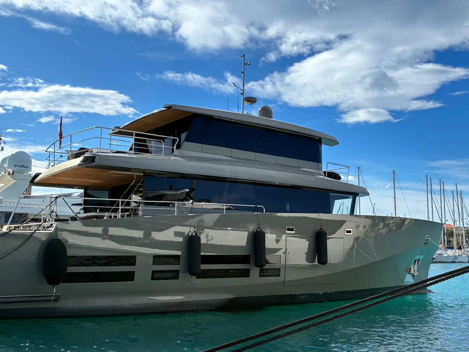 Luxury Crewed Motor Yacht KOKONUT`S WALLY photo 3