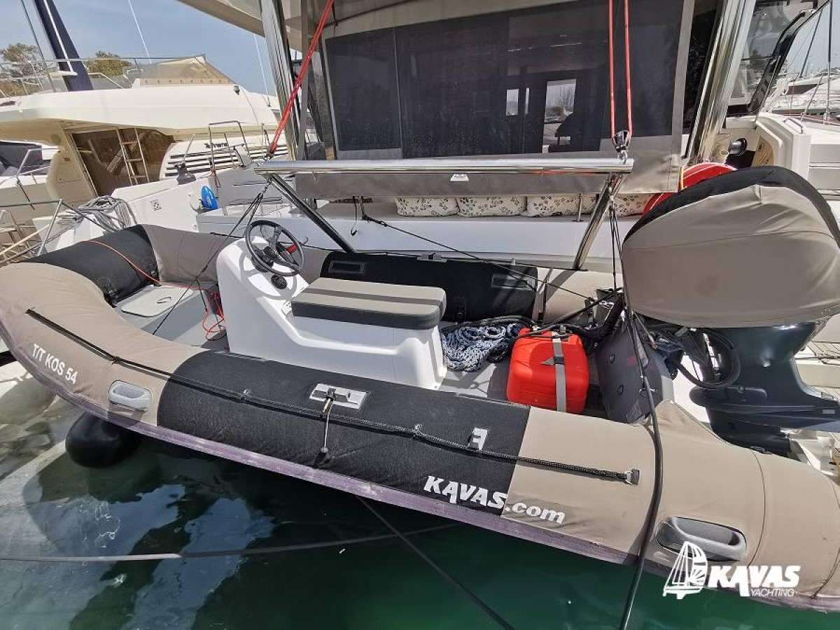 Crewed Sailing Catamaran KOS photo 4