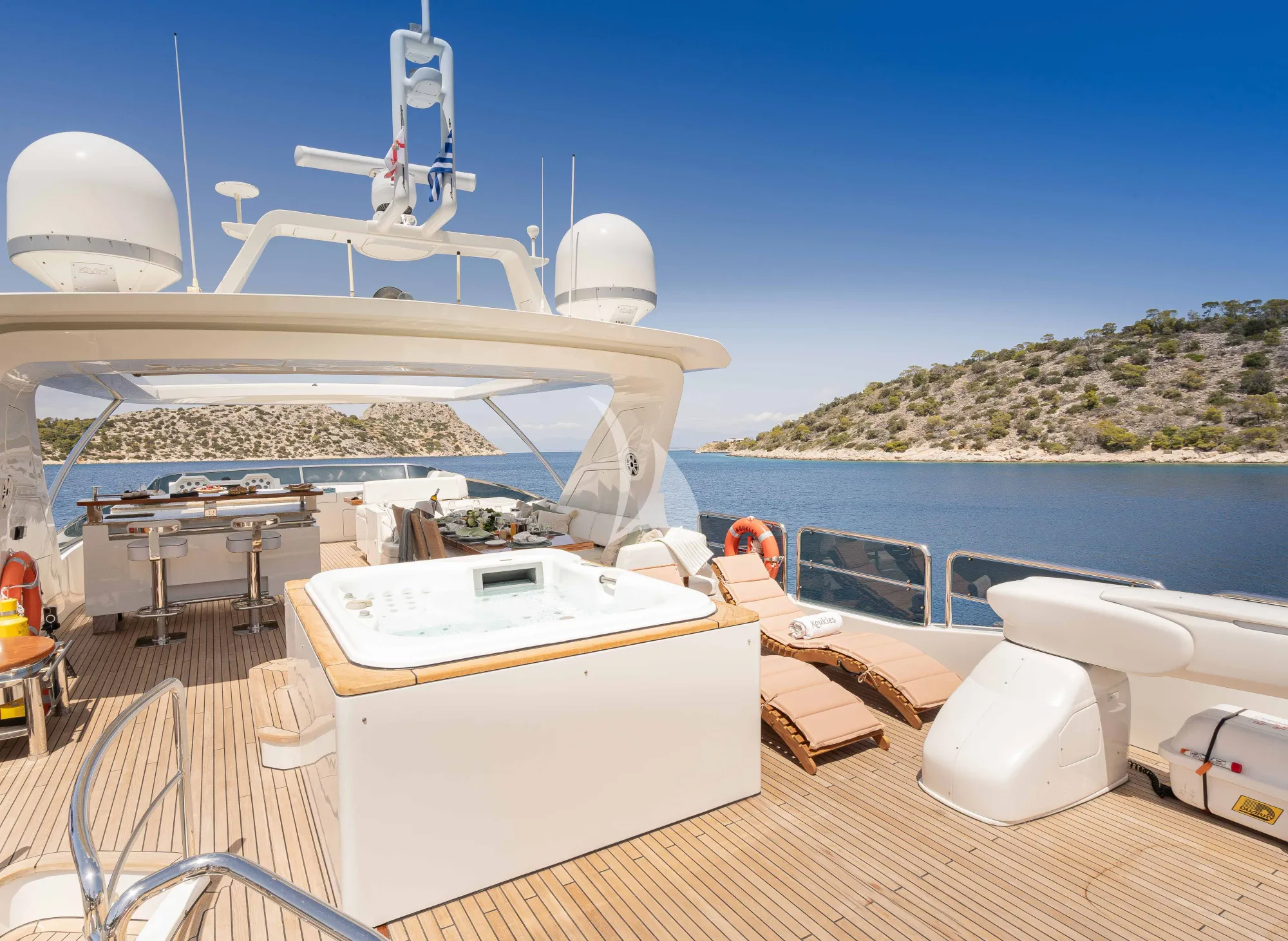 Luxury Crewed Motor Yacht KOUKLES photo 8