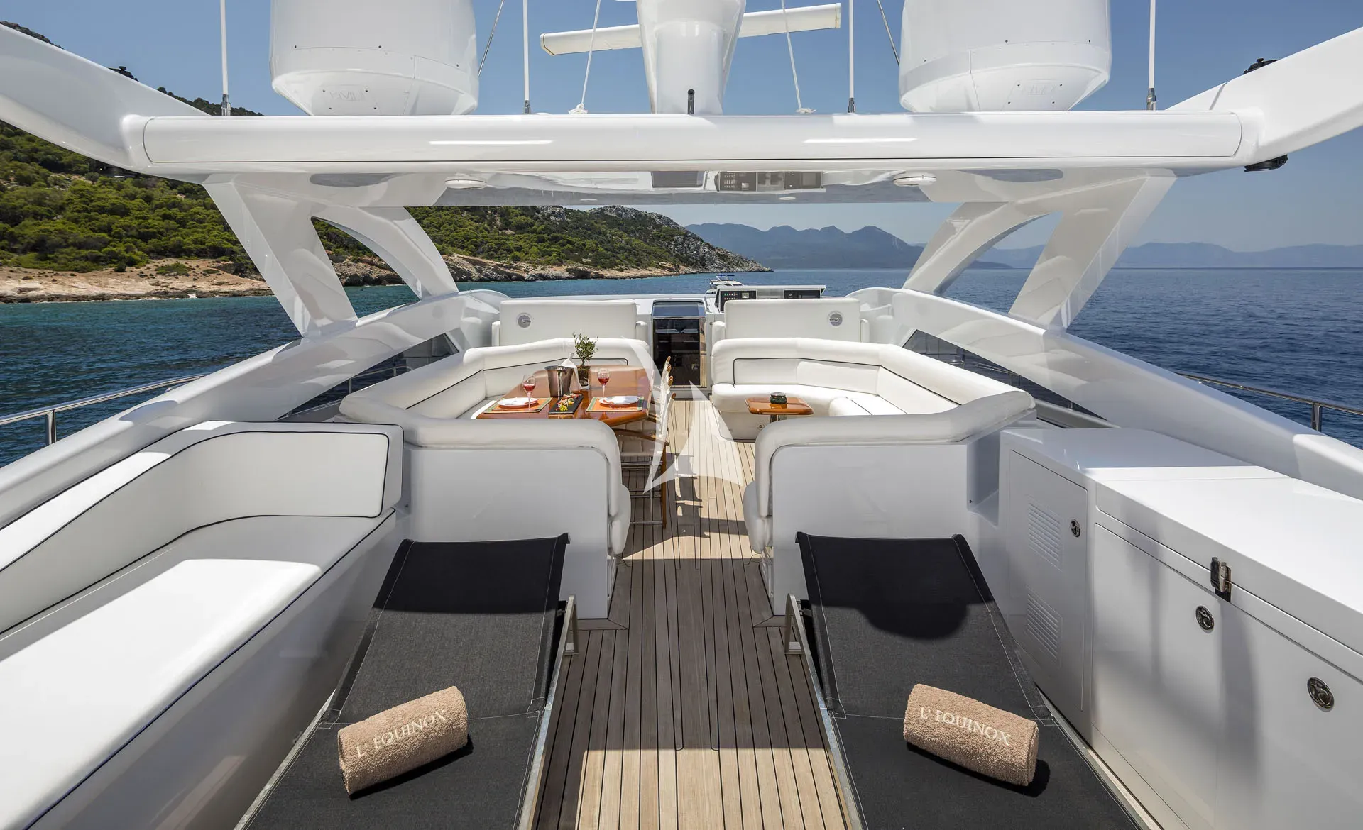 Luxury Crewed Motor Yacht L`EQUINOX photo 7