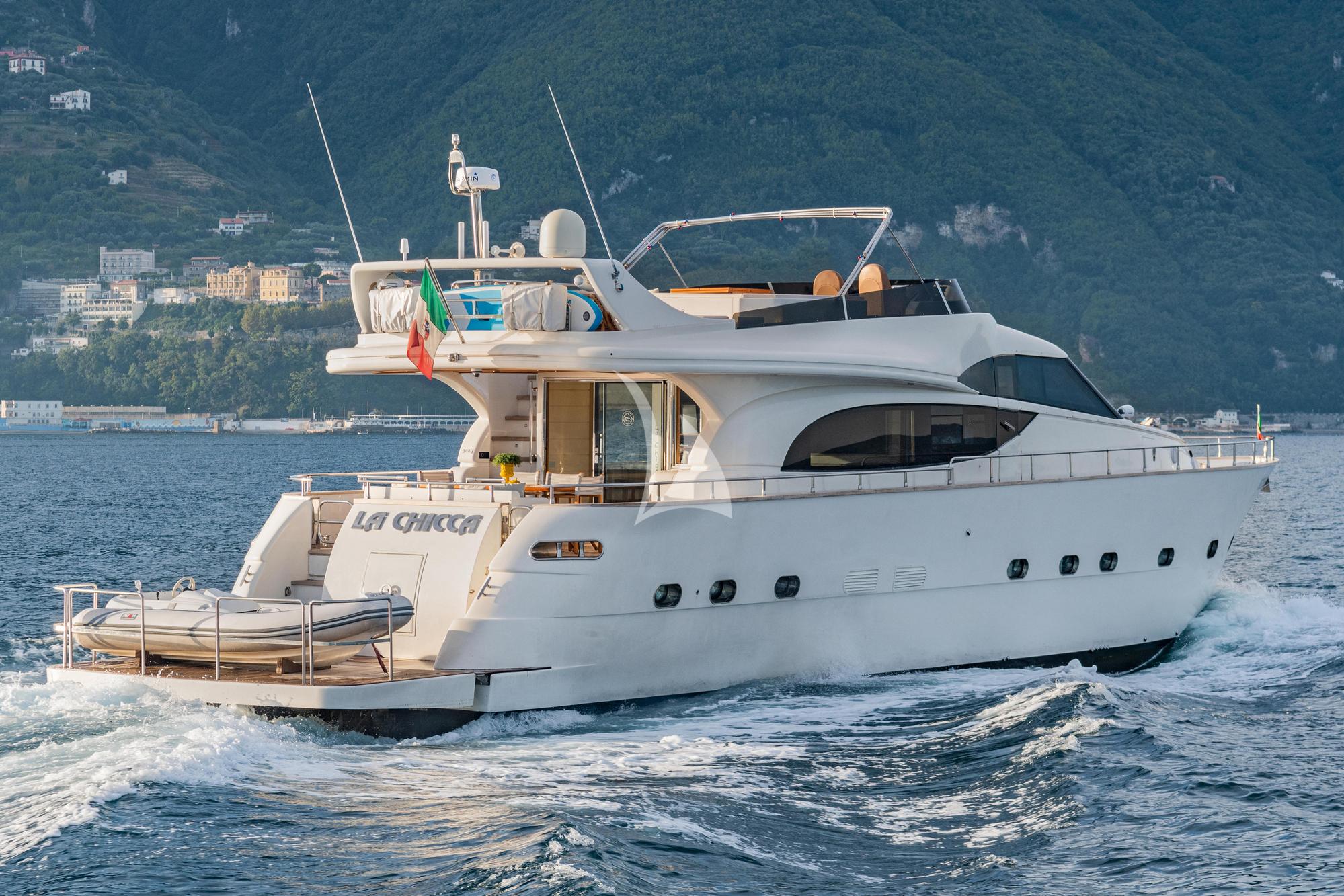 Luxury Crewed Motor Yacht LA CHICCA photo 6