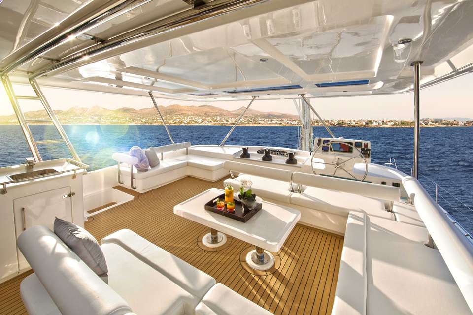 Luxury Crewed Catamaran LA GRANDE BELLEZZA photo 6