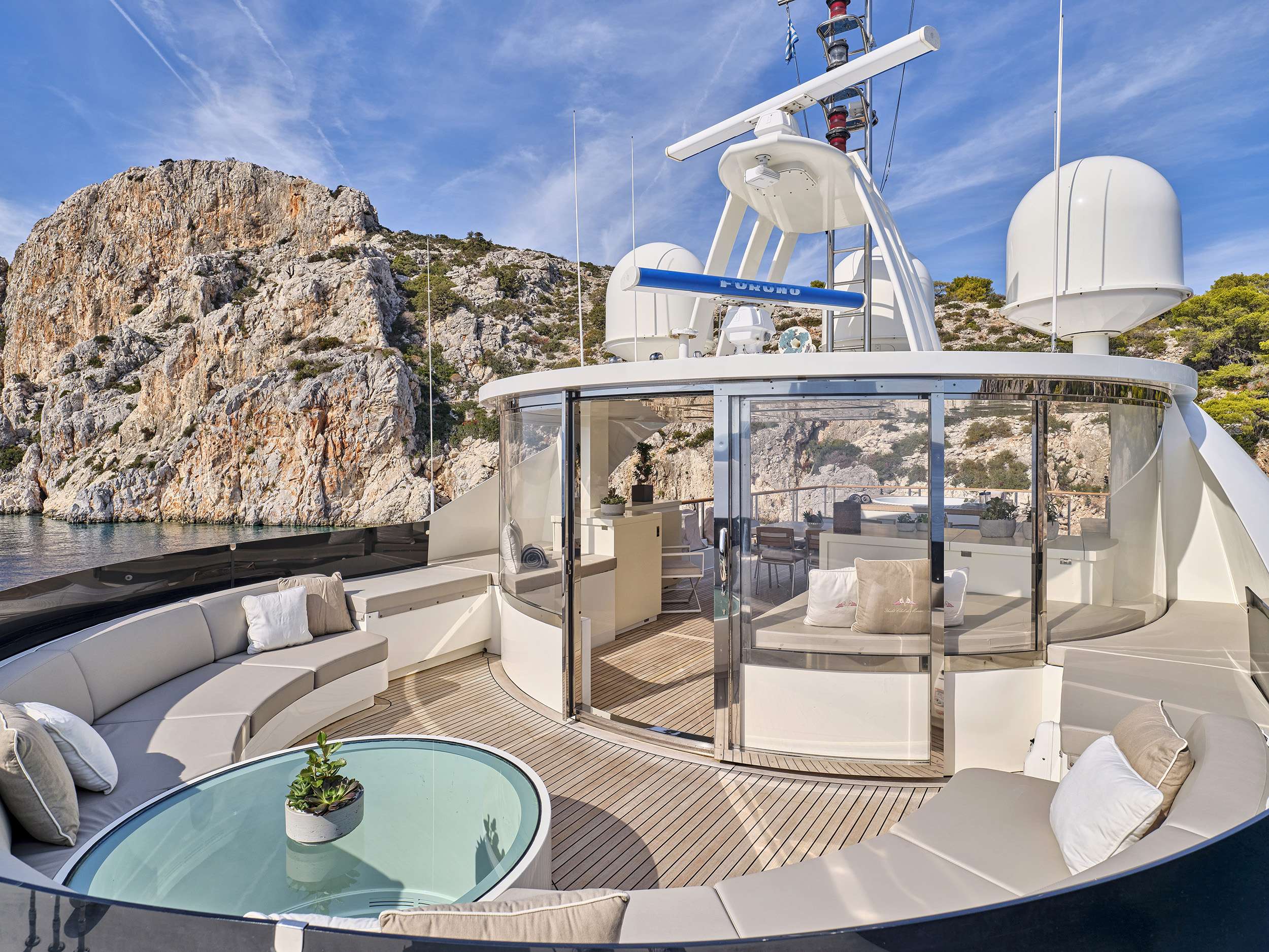 Luxury Crewed Motor Yacht LA PELLEGRINA 1 photo 5