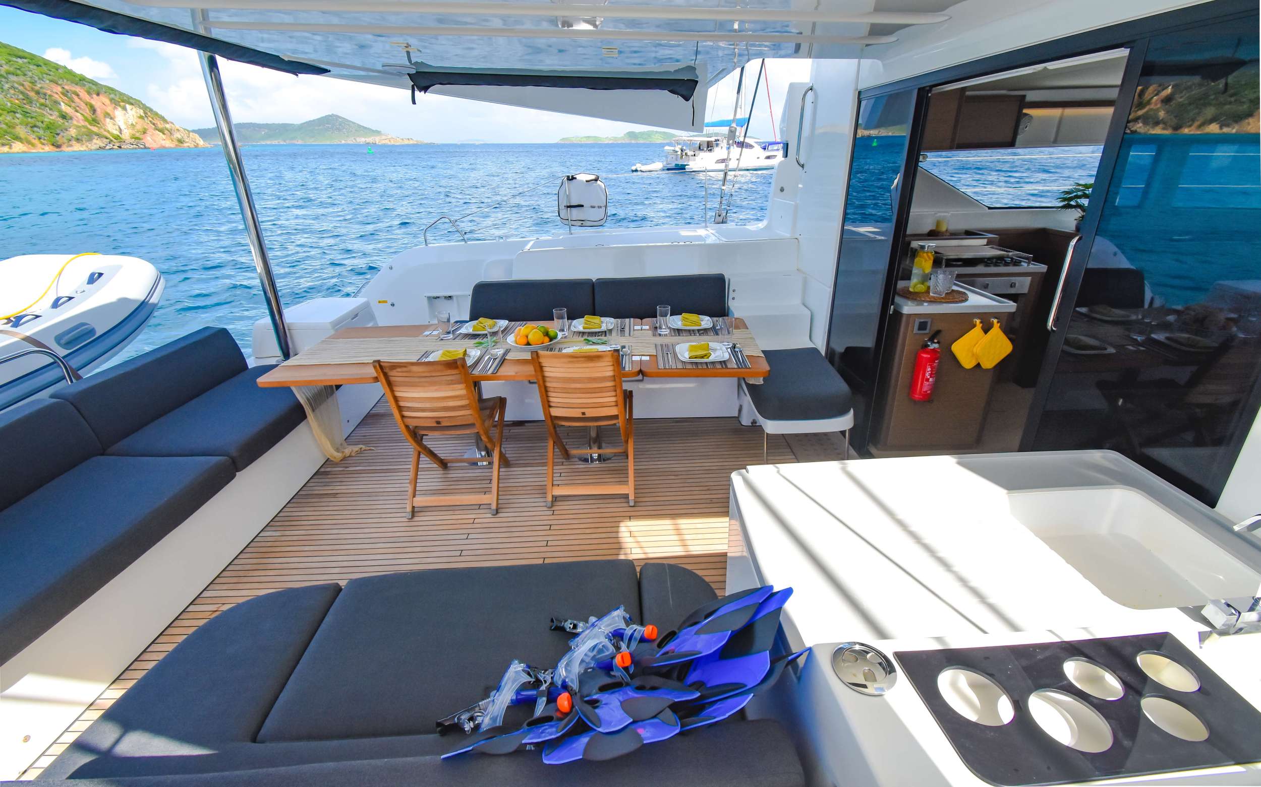 Crewed Catamaran LA SPERANZA photo 8