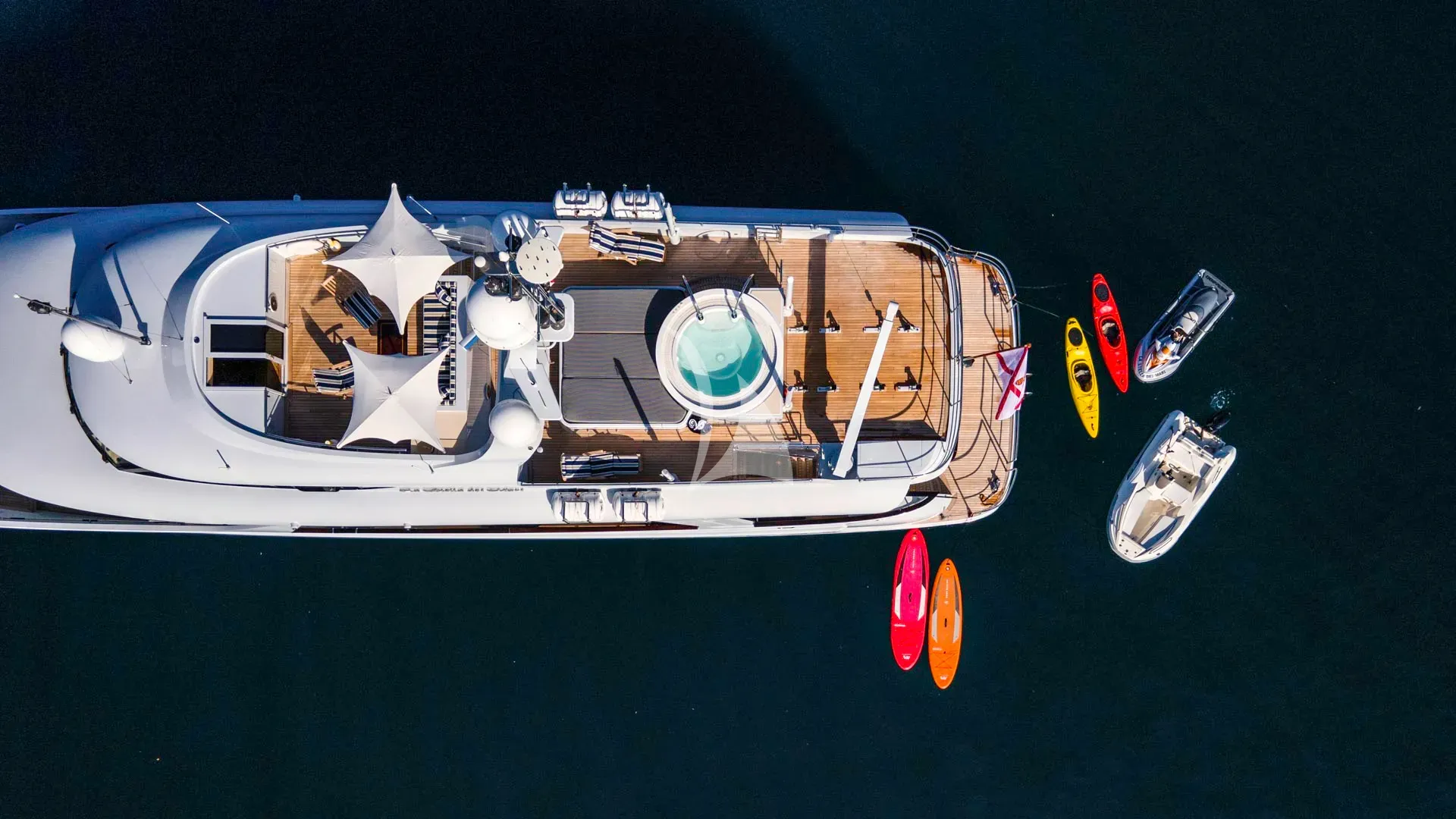 Luxury Crewed Motor Yacht LA STELLA DEI MARI photo 5