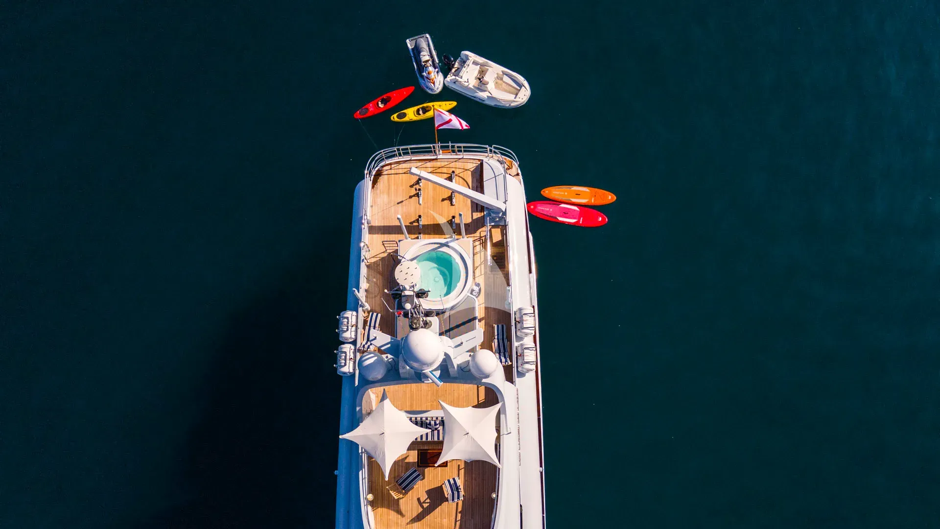 Luxury Crewed Motor Yacht LA STELLA DEI MARI photo 6