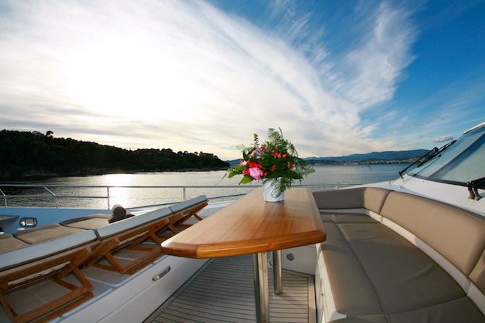 Luxury Crewed Motor Yacht LADY BEATRICE photo 6