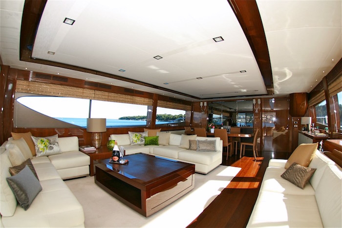 Luxury Crewed Motor Yacht LADY BEATRICE photo 8