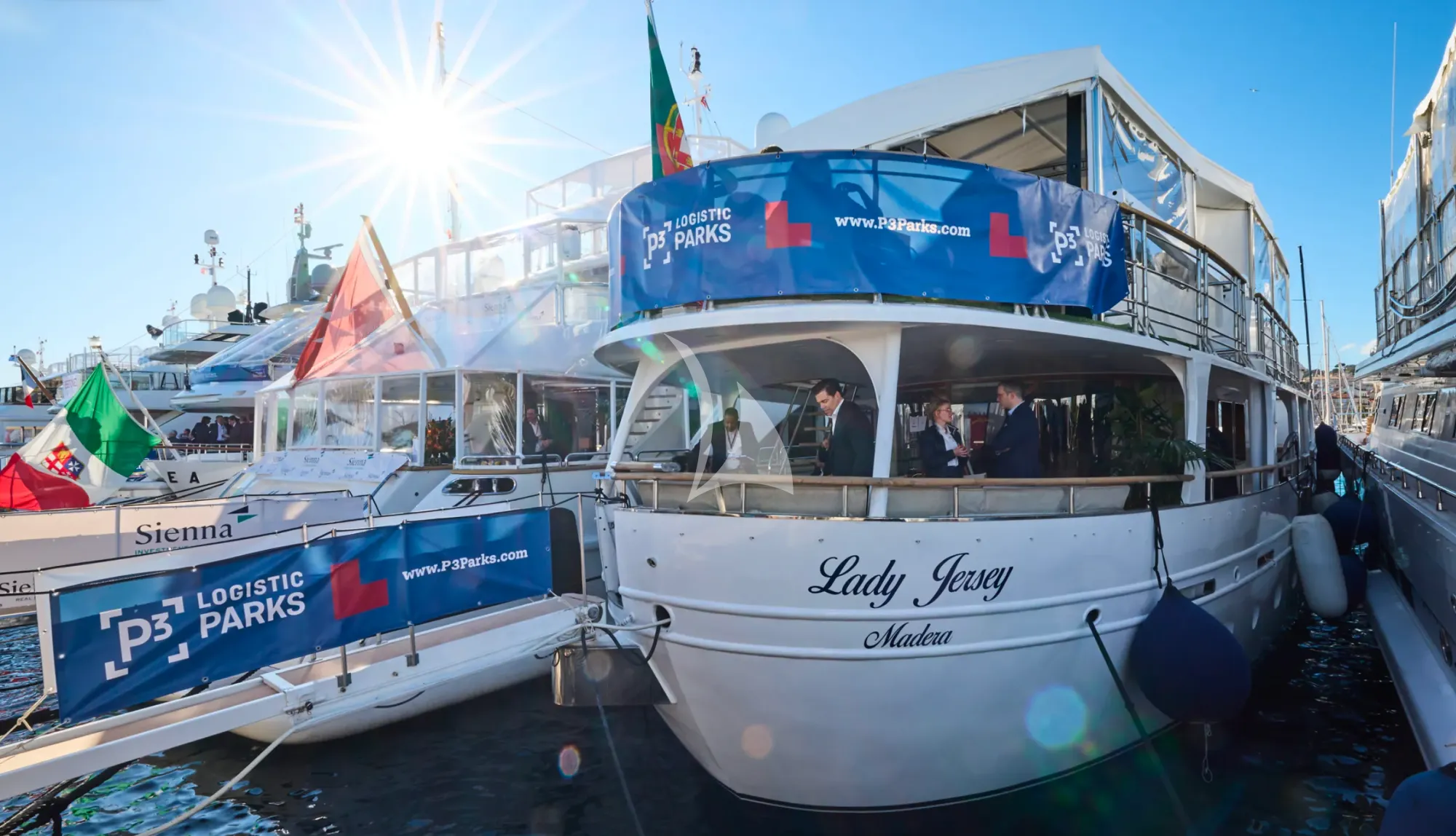 Luxury Crewed Motor Yacht LADY JERSEY photo 5