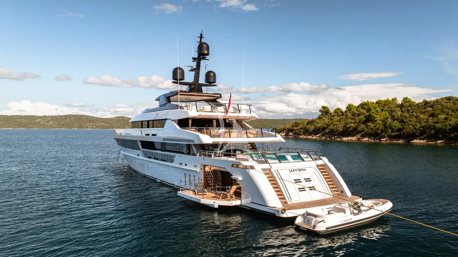 Luxury Motor Yacht LADY LENA photo 7