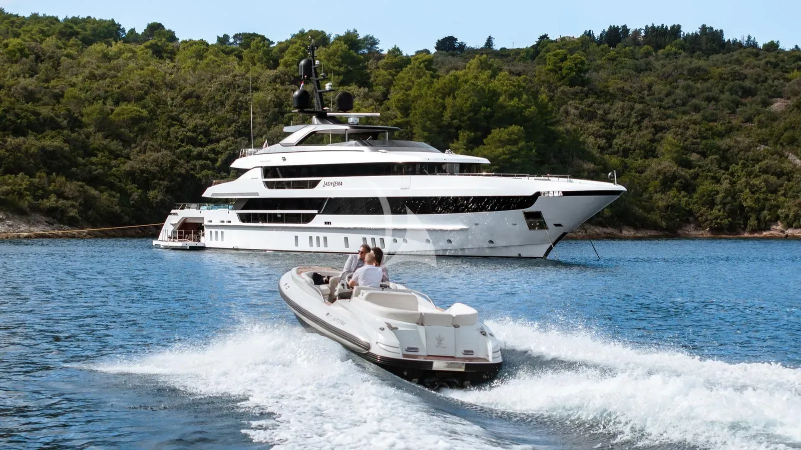 Luxury Motor Yacht LADY LENA photo 8