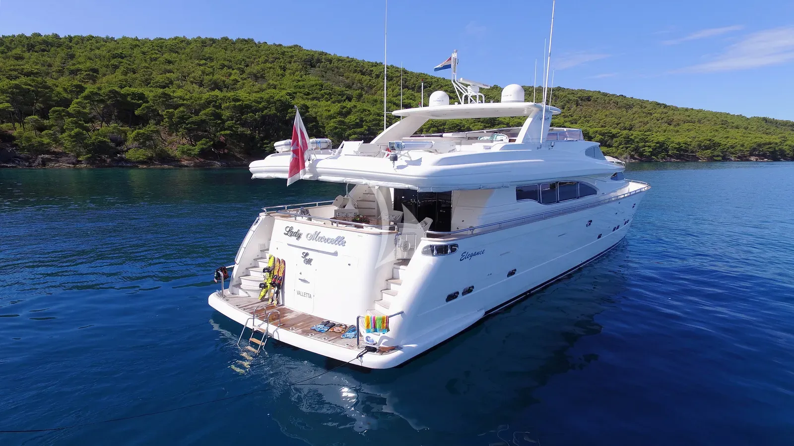 Luxury Crewed Motor Yacht LADY MARCELLE photo 7